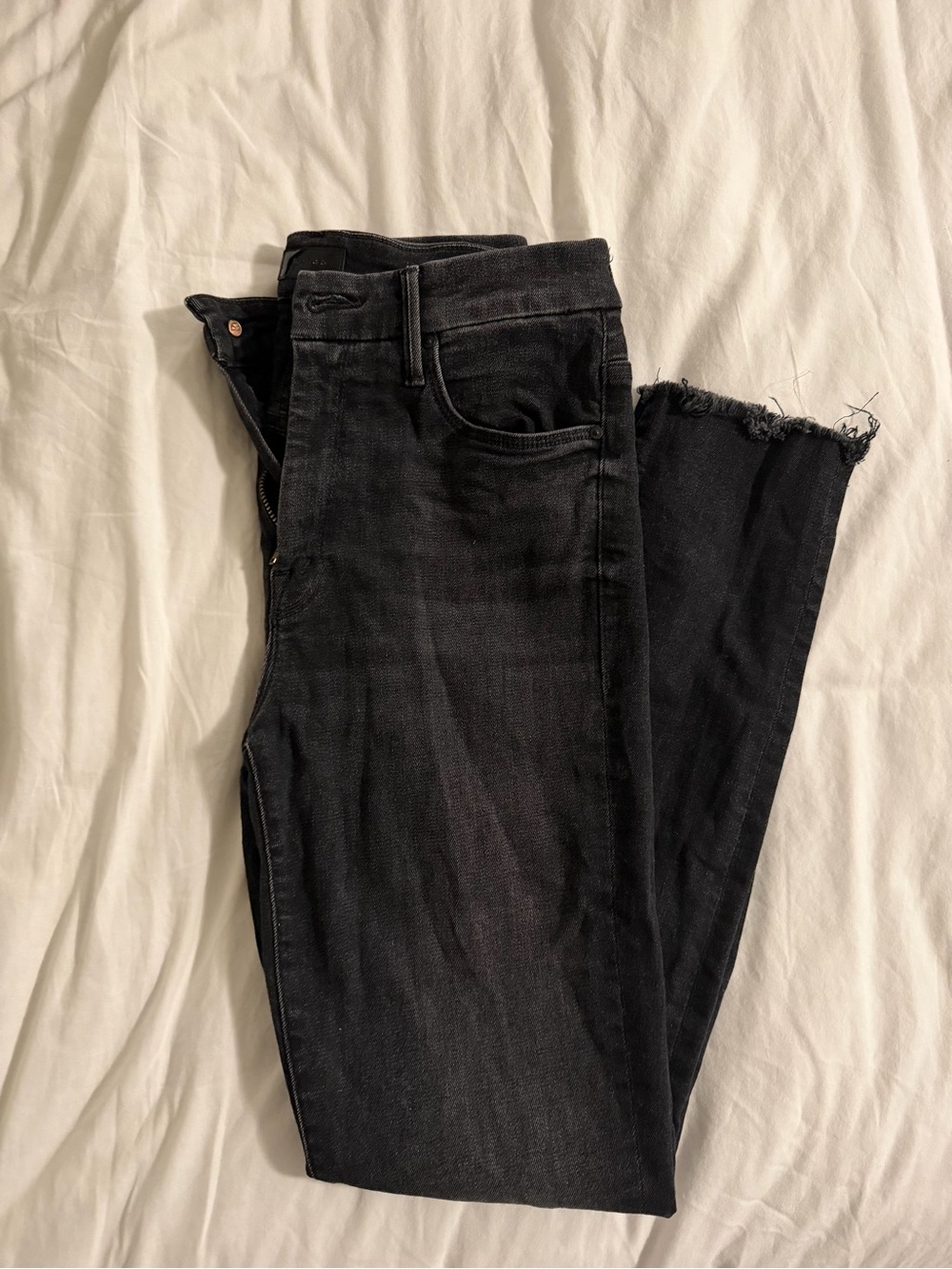 MOTHER HIGH WAISTED LOOKER ANKLE FRAY - Picture 2 of 4
